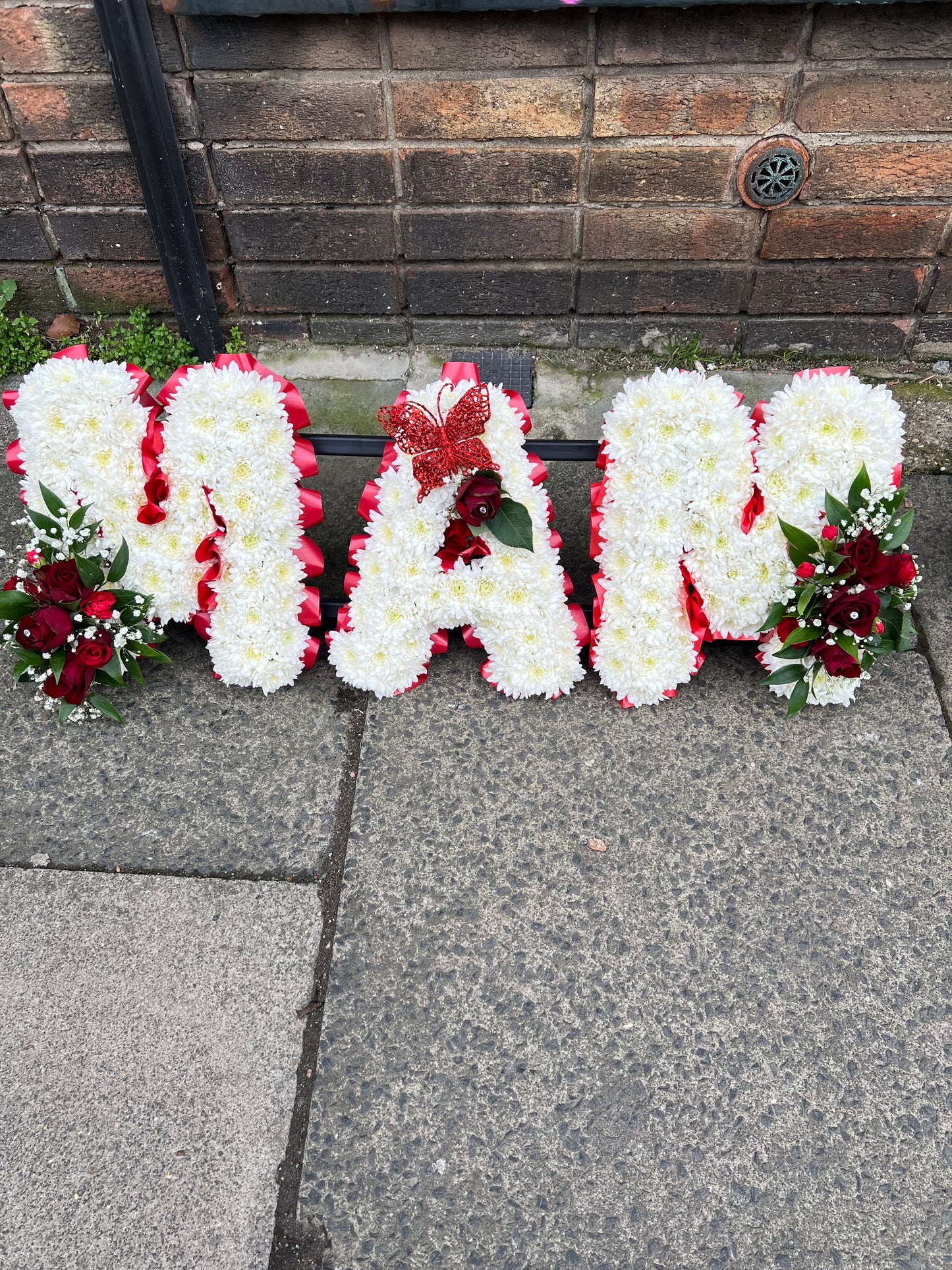 Funeral Flowers Letters - Mam Funeral Flowers