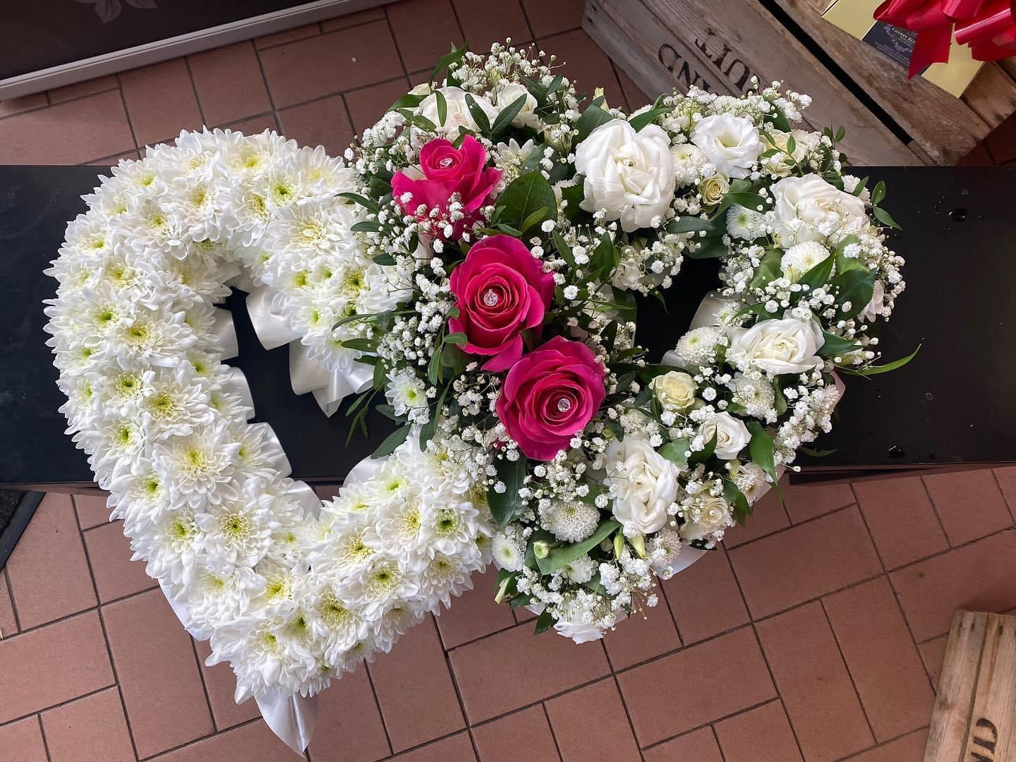 Double Flower Heart Wreath - Open/Closed Heart Shaped Flowers