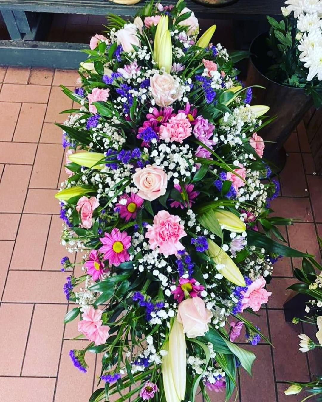 Deluxe Coffin Spray Flowers for Funeral Casket Flowers