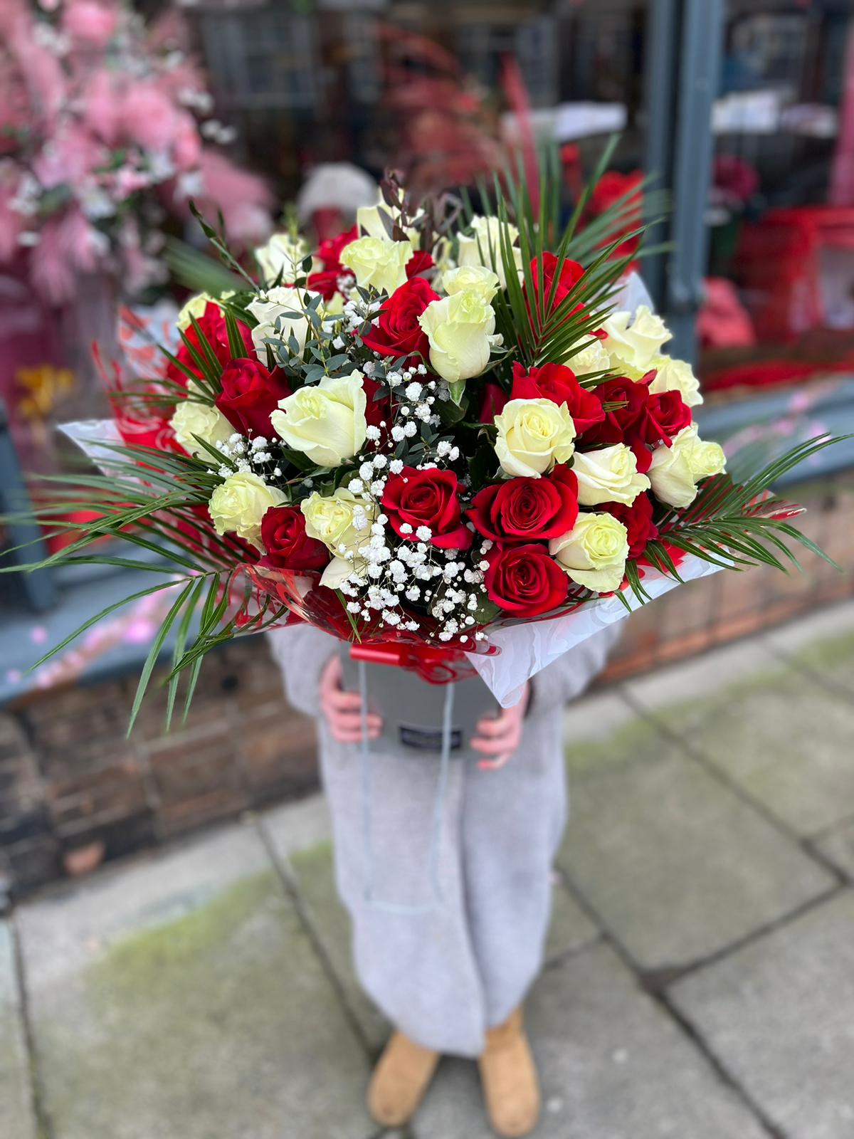 Mixed rose bouquet